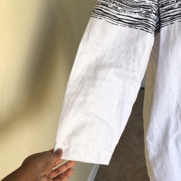 Chico's Linen Blend 3 Buttons Cardigan Jacket Sz 3 - Picture 3 of 8